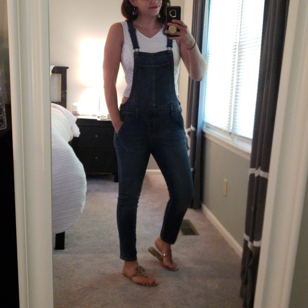 NWT Cropped Skinny Jean Overalls